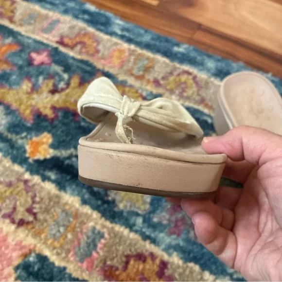 Vionic Arabella Flip Flop Platform Wedge Sandals Champagne SZ 9 - Picture 10 of 10